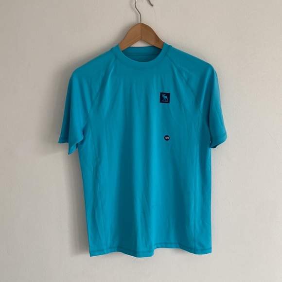 Abercrombie Kids. Short Sleeve Logo Rashguard. Blue, Boys Size 15/16.  NWT - Picture 1 of 8